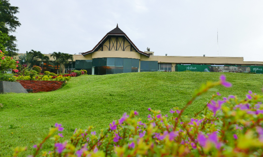 Taal Vista Hotel